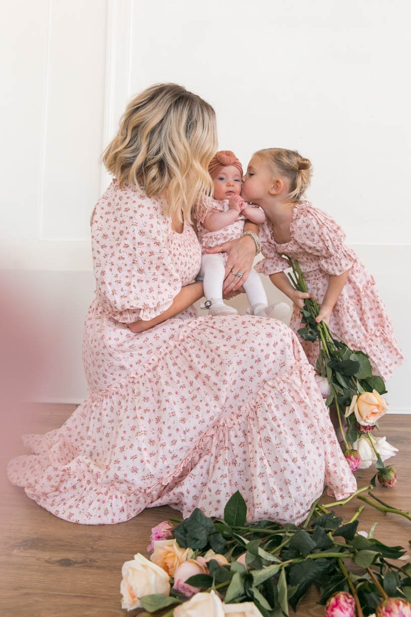 Pink Floral Print Lantern Sleeve Mom-Daughter Matching Princess Dresses